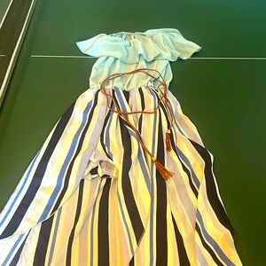 Girls size 12 dress with built-in shorts and belt